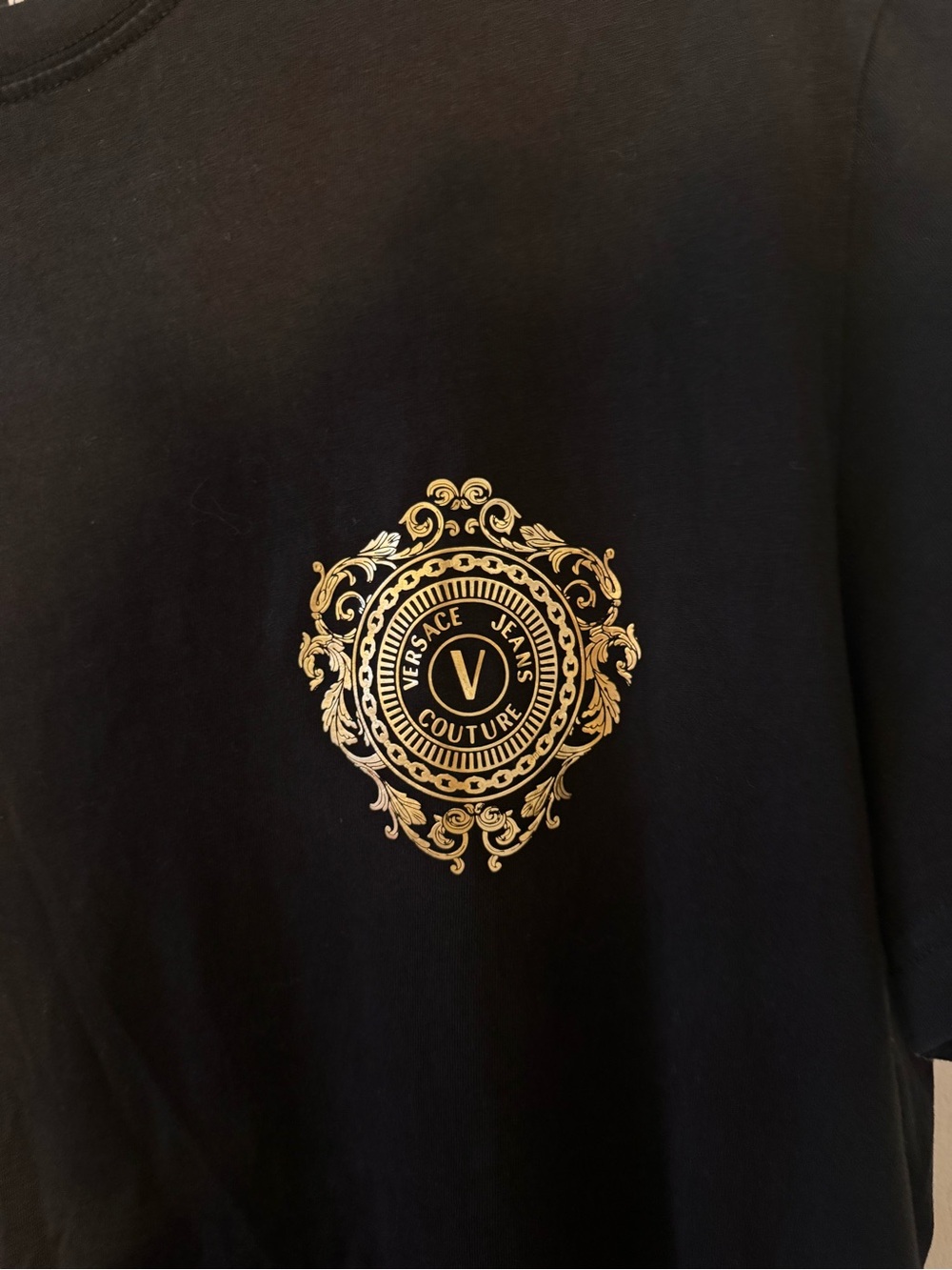 Versace Jeans Couture T Shirt Mens XL Black Gold Crest Logo Crew Neck Designer - Picture 2 of 6